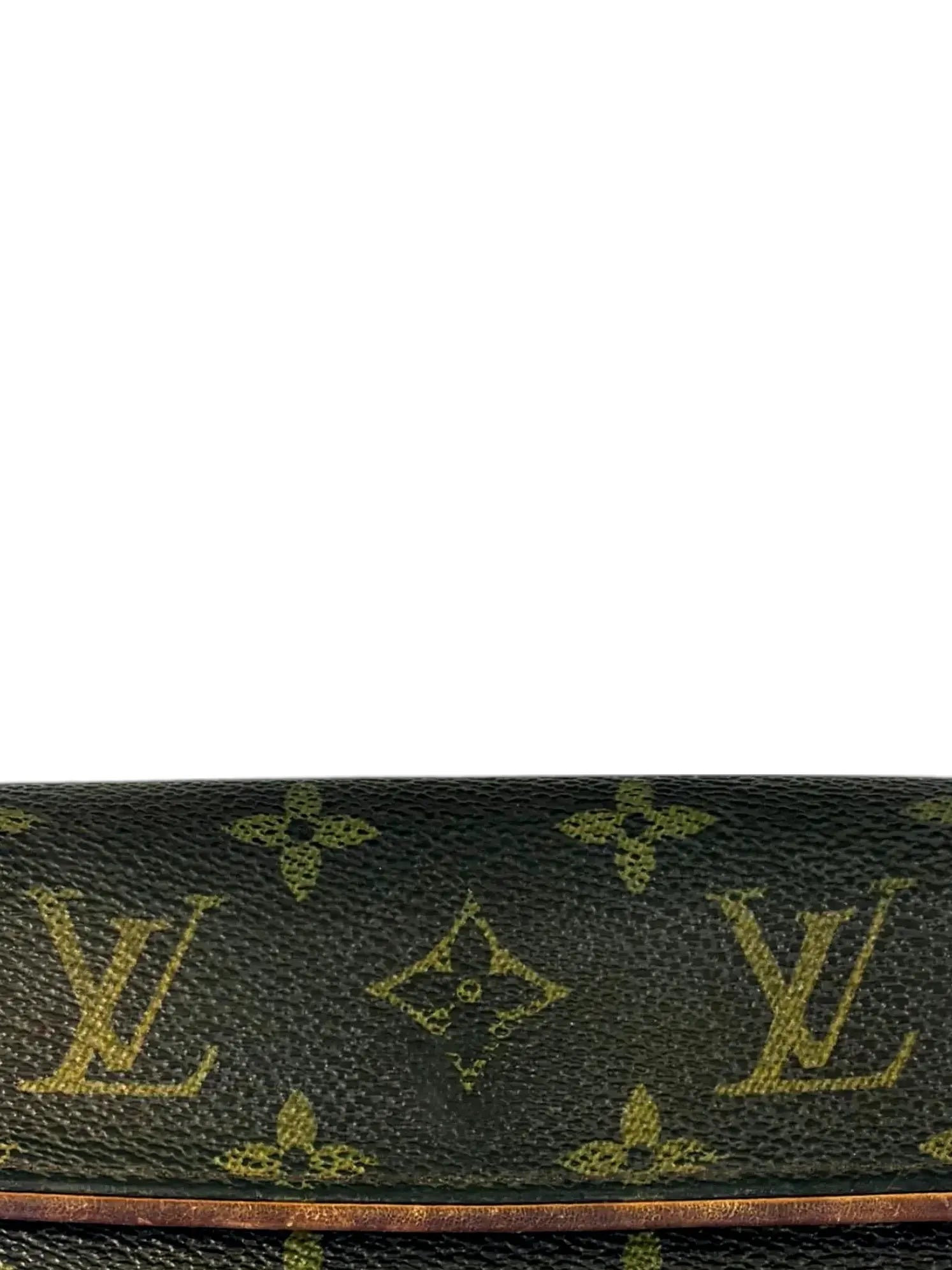 Louis Vuitton Wallet Brown